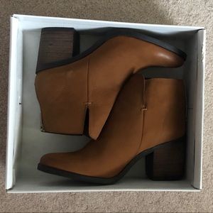 Steve Madden 8 1/2 Brand New Boots